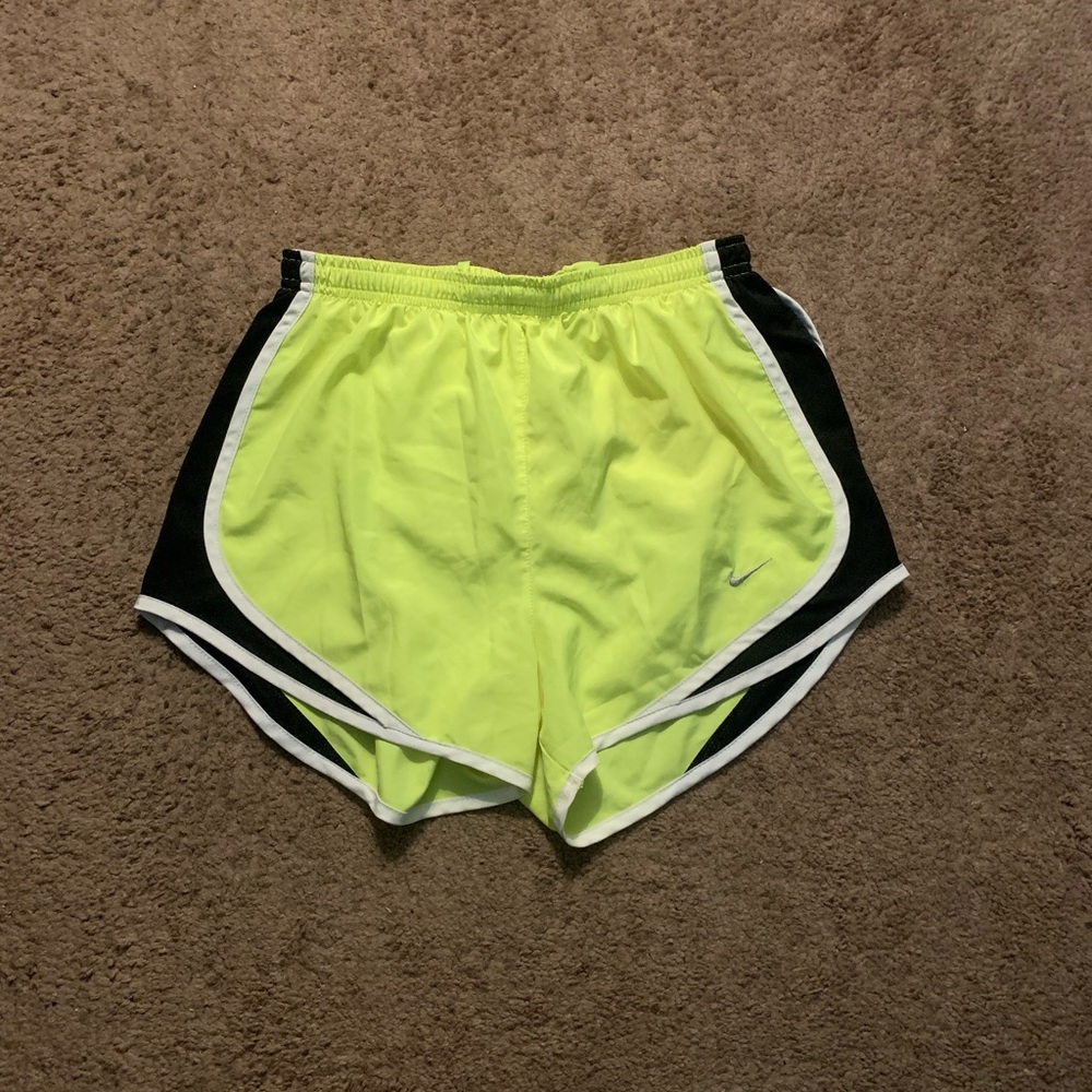 Nike shorts Sz small